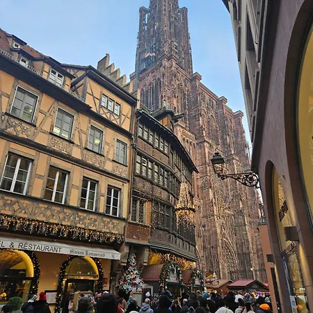 Superbe 140 M2 Plein Centre-ville De * Strasbourg