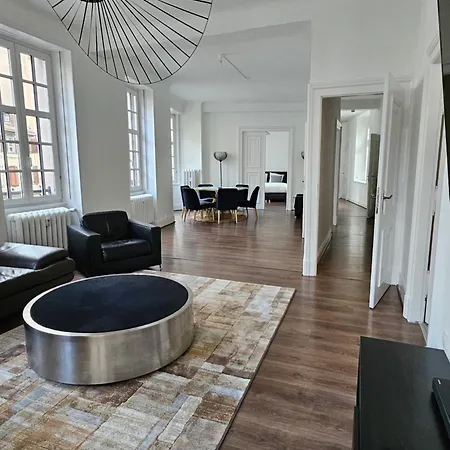 Superbe 140 M2 Plein Centre-ville De *